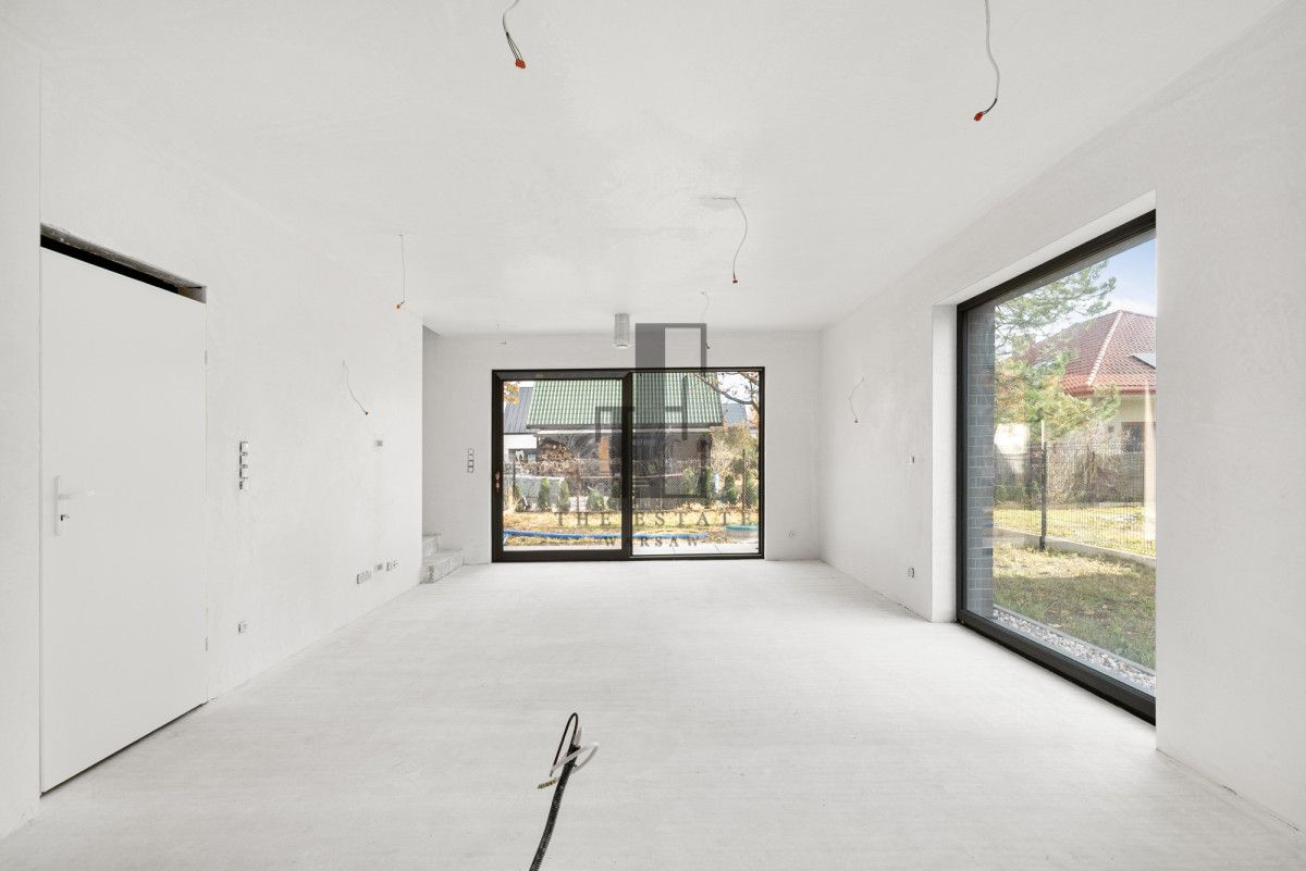 dom wolnostojący, 5 pokoi Warszawa Wawer, ul. Wacława Wojtyszki. Zdjęcie 5