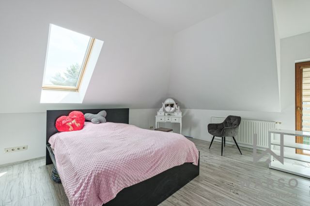 dom wolnostojący, 5 pokoi Kiełpin, ul. Jarzębinowa. Zdjęcie 16