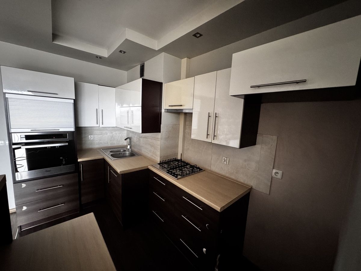 Mieszkanie 3-pokojowe Świebodzice Osiedle Piastowskie, ul. Królowej Elżbiety. Zdjęcie 4