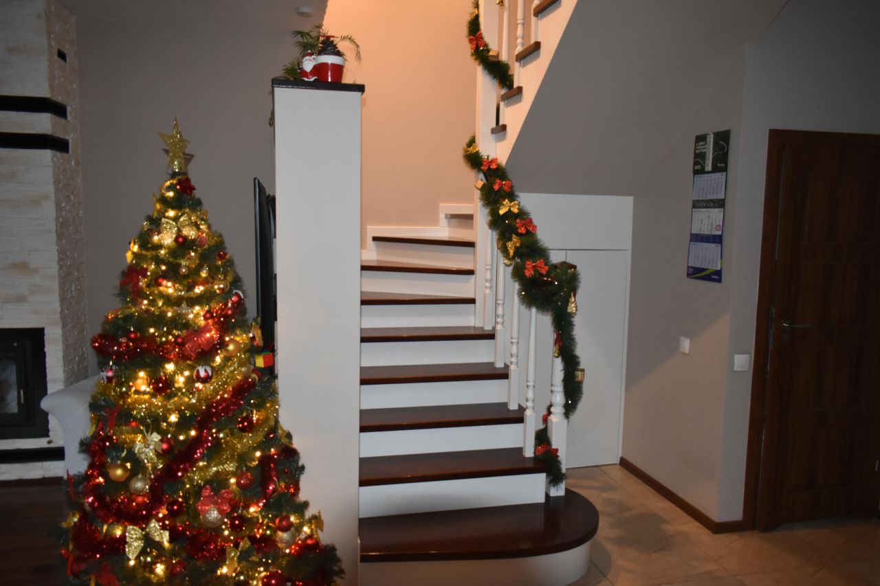 dom wolnostojący, 5 pokoi Stare Załubice. Zdjęcie 11