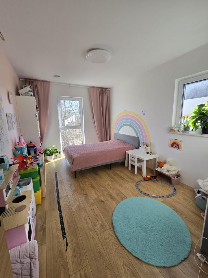 dom szeregowy, 5 pokoi Ząbki Centrum, ul. Skowronka. Zdjęcie 3