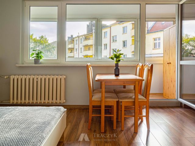 Mieszkanie 7-pokojowe Wrocław Ołbin, ul. Nowowiejska. Zdjęcie 3