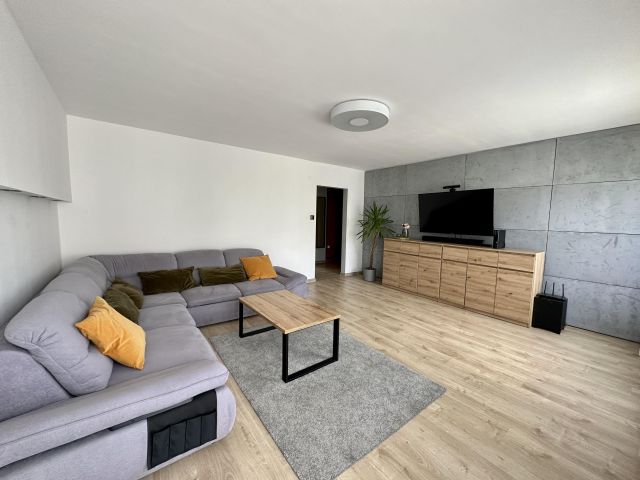 Mieszkanie 3-pokojowe Koluszki, ul. 11 Listopada. Zdjęcie 1