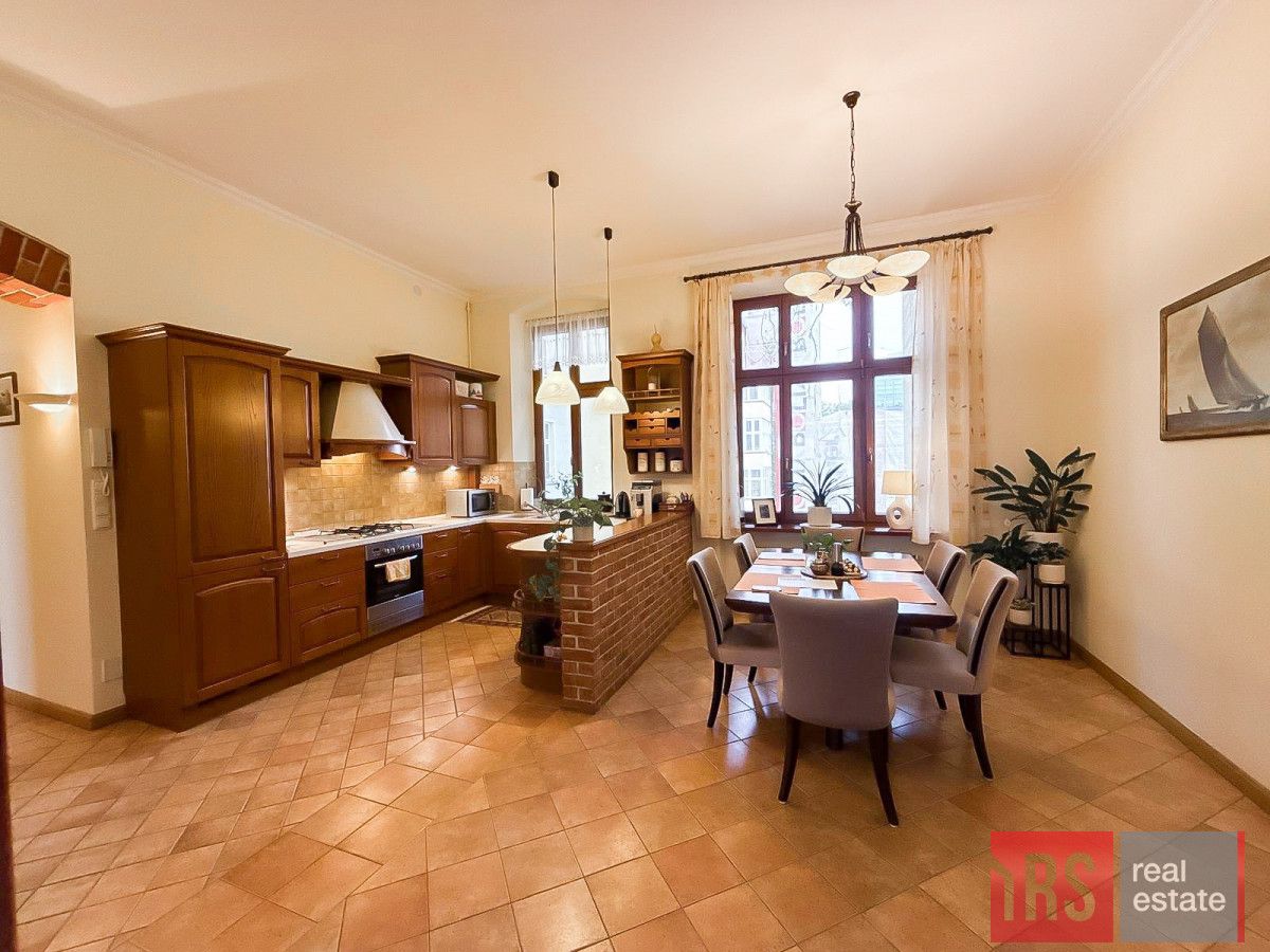 Mieszkanie 4-pokojowe Wrocław Śródmieście, ul. Cypriana Kamila Norwida. Zdjęcie 2