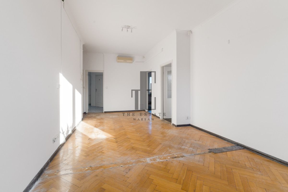 Mieszkanie 3-pokojowe Warszawa Śródmieście. Zdjęcie 2