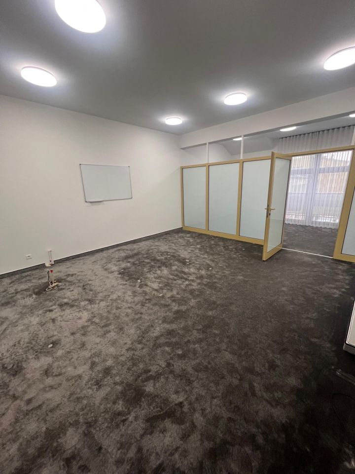 Biuro Dębica, ul. Kolejowa. Zdjęcie 1