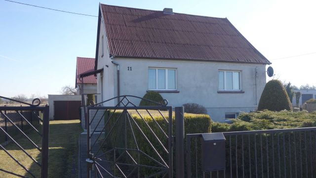 dom wolnostojący, 3 pokoje Orzechowo. Zdjęcie 1