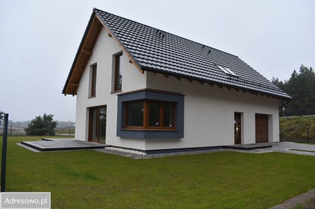 dom wolnostojący, 5 pokoi Stężyca. Zdjęcie 1