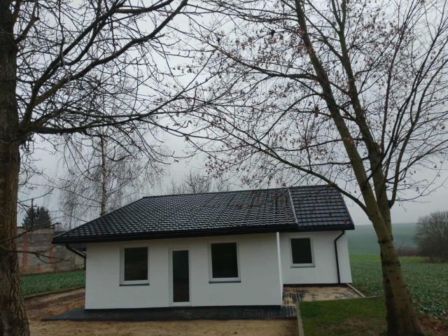 dom wolnostojący, 3 pokoje Grabowiec-Góra. Zdjęcie 1