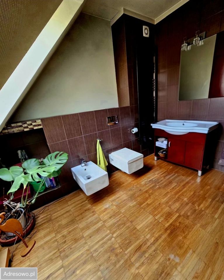 dom szeregowy, 5 pokoi Legnica. Zdjęcie 7