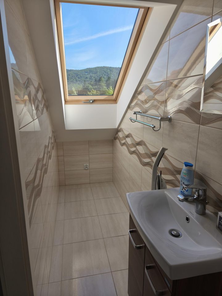 dom wolnostojący, 5 pokoi Wawrzka. Zdjęcie 10