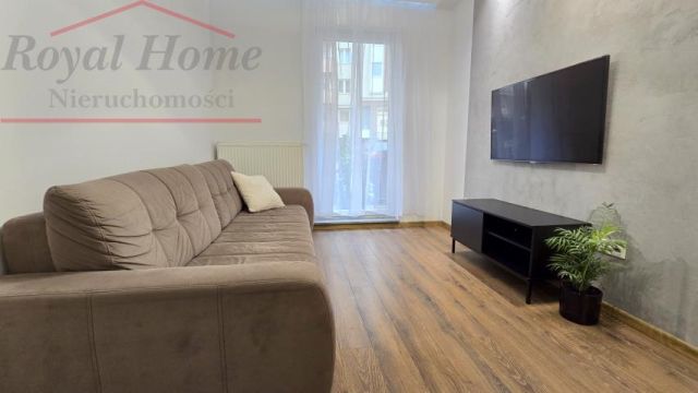 Mieszkanie 3-pokojowe Wrocław Krzyki, ul. Hubska. Zdjęcie 1