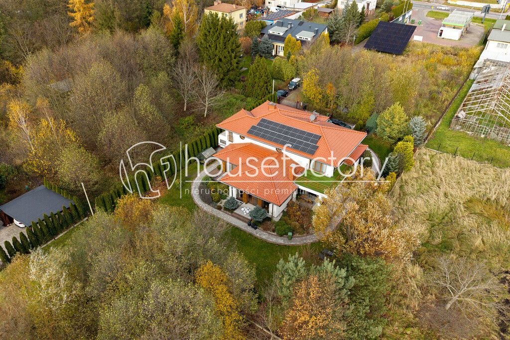 dom wolnostojący, 5 pokoi Zgierz. Zdjęcie 2