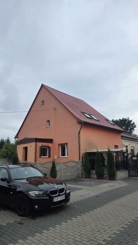 dom wolnostojący Strzeszów. Zdjęcie 1