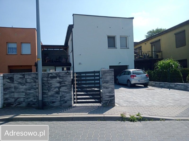 dom szeregowy, 7 pokoi Turek. Zdjęcie 2