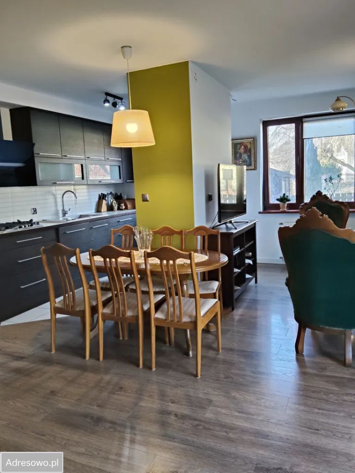 Mieszkanie 3-pokojowe Smolec. Zdjęcie 3