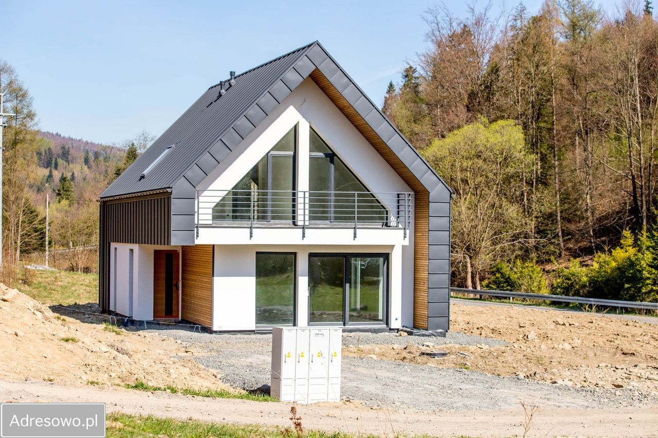 dom wolnostojący, 5 pokoi Brenna, ul. Leśnica. Zdjęcie 1