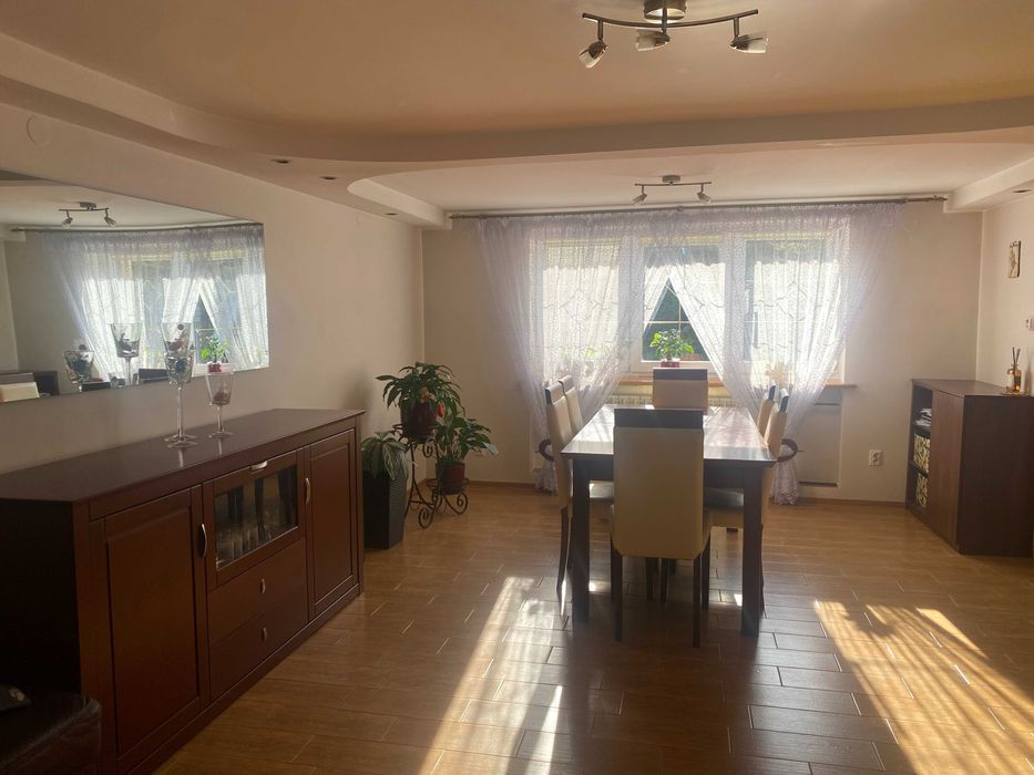 dom wolnostojący Tłuszcz. Zdjęcie 2