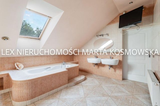 dom wolnostojący, 5 pokoi Szymanów. Zdjęcie 5