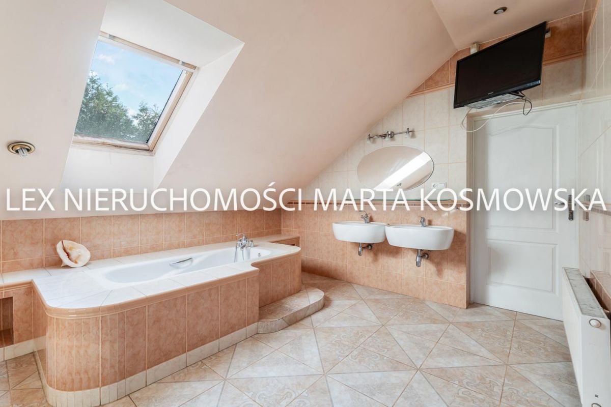 dom wolnostojący, 5 pokoi Szymanów. Zdjęcie 5
