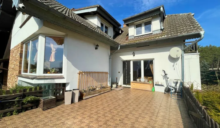 dom wolnostojący, 6 pokoi Brzozowiec, ul. Gajowa