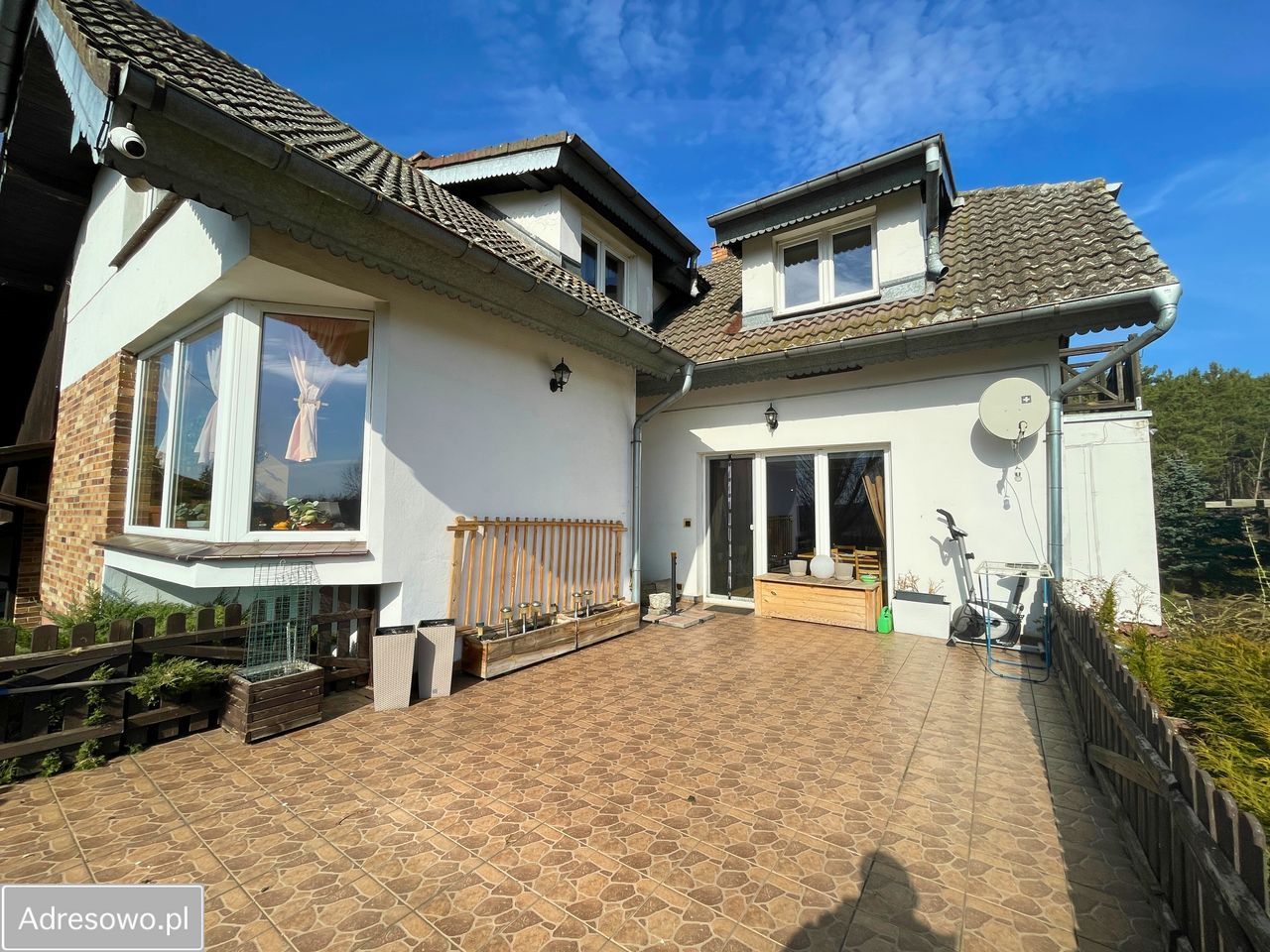 dom wolnostojący, 8 pokoi Brzozowiec, ul. Gajowa. Zdjęcie 1