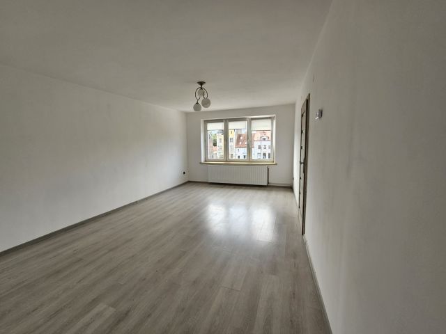 Mieszkanie 2-pokojowe Mrągowo Centrum, ul. Ratuszowa. Zdjęcie 1