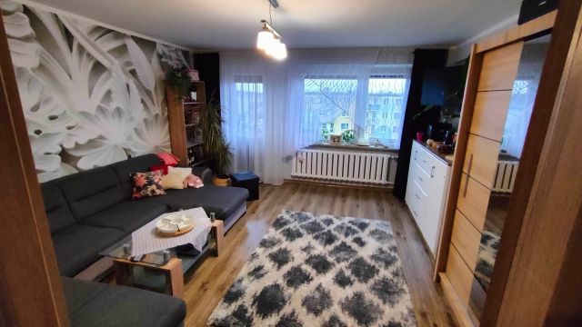 Mieszkanie 3-pokojowe Stąporków Nowy Stąporków, ul. Juliusza Słowackiego. Zdjęcie 1