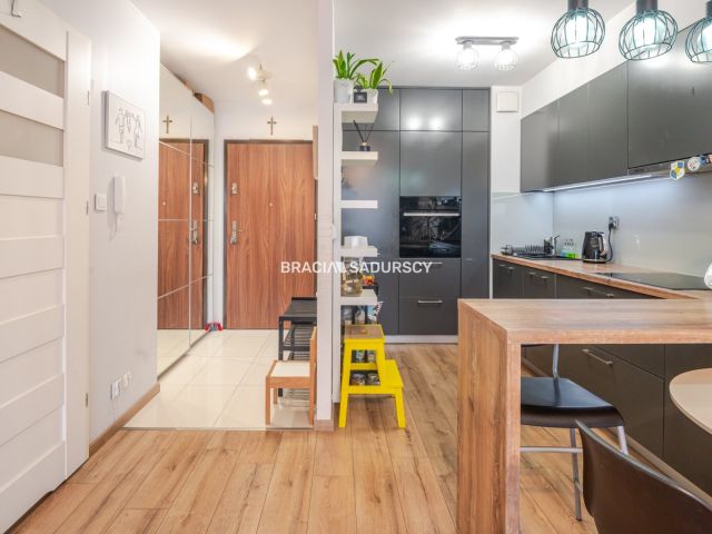 Mieszkanie 2-pokojowe Kraków Dębniki, ul. Krokusowa. Zdjęcie 3