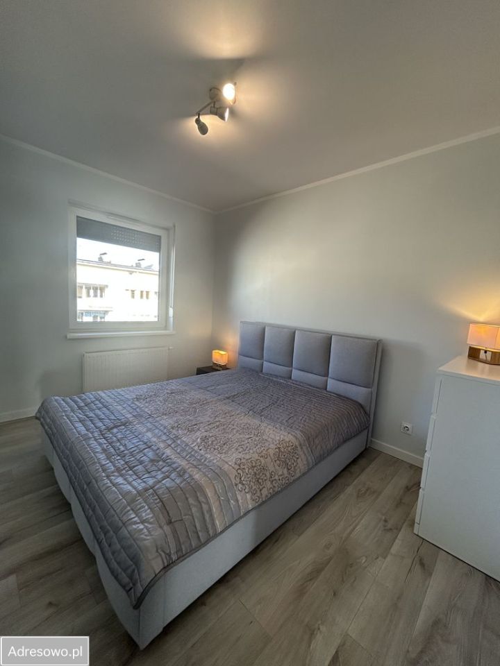 Mieszkanie 2-pokojowe Jelenia Góra Centrum, ul. Osiedle Robotnicze. Zdjęcie 8