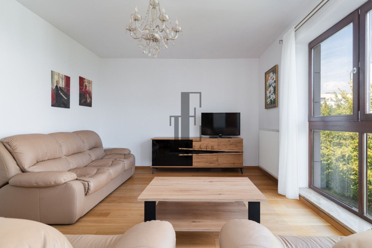 Mieszkanie 3-pokojowe Warszawa Wilanów. Zdjęcie 2