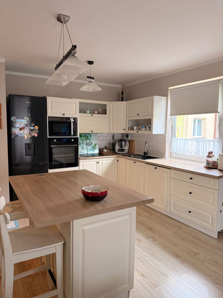 Mieszkanie 3-pokojowe Złotoryja. Zdjęcie 3