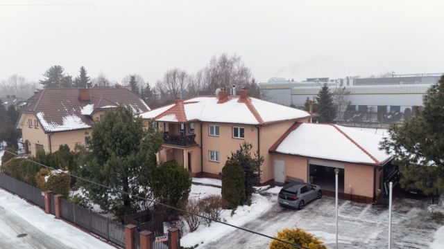 dom wolnostojący, 8 pokoi Warszawa Ursynów, ul. Karczunkowska. Zdjęcie 1