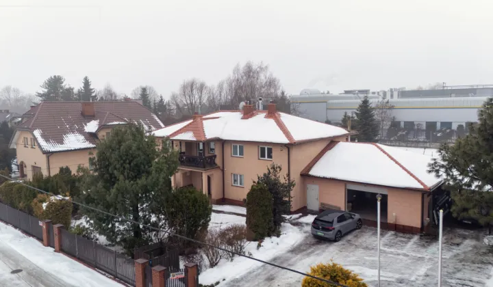 dom wolnostojący, 8 pokoi Warszawa Ursynów, ul. Karczunkowska