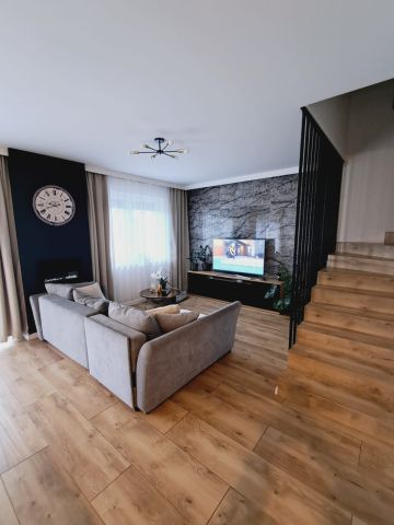 bliźniak, 5 pokoi Dębniałki Kaliskie. Zdjęcie 1