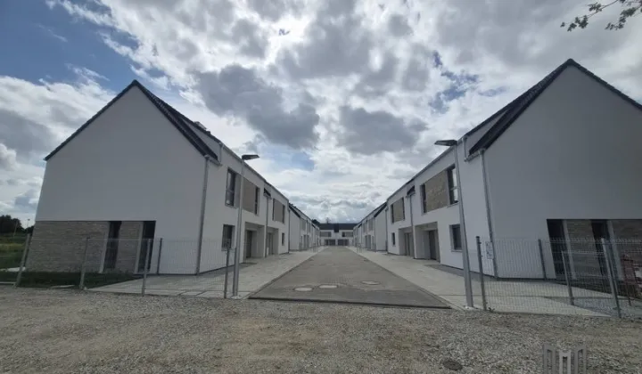 bliźniak, 5 pokoi Smolec, ul. Kościelna