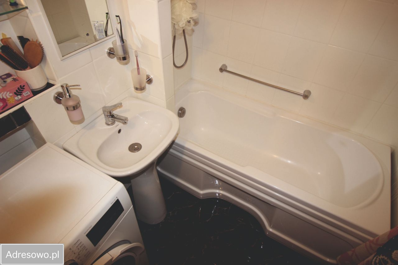 Mieszkanie 3-pokojowe Tarnowskie Góry Stare Tarnowice. Zdjęcie 5