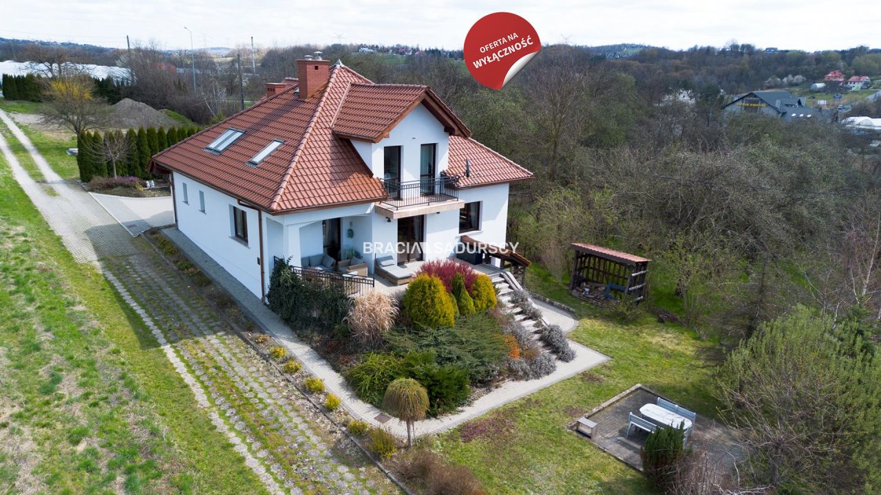 dom wolnostojący, 5 pokoi Bochnia, ul. Wiśnicka