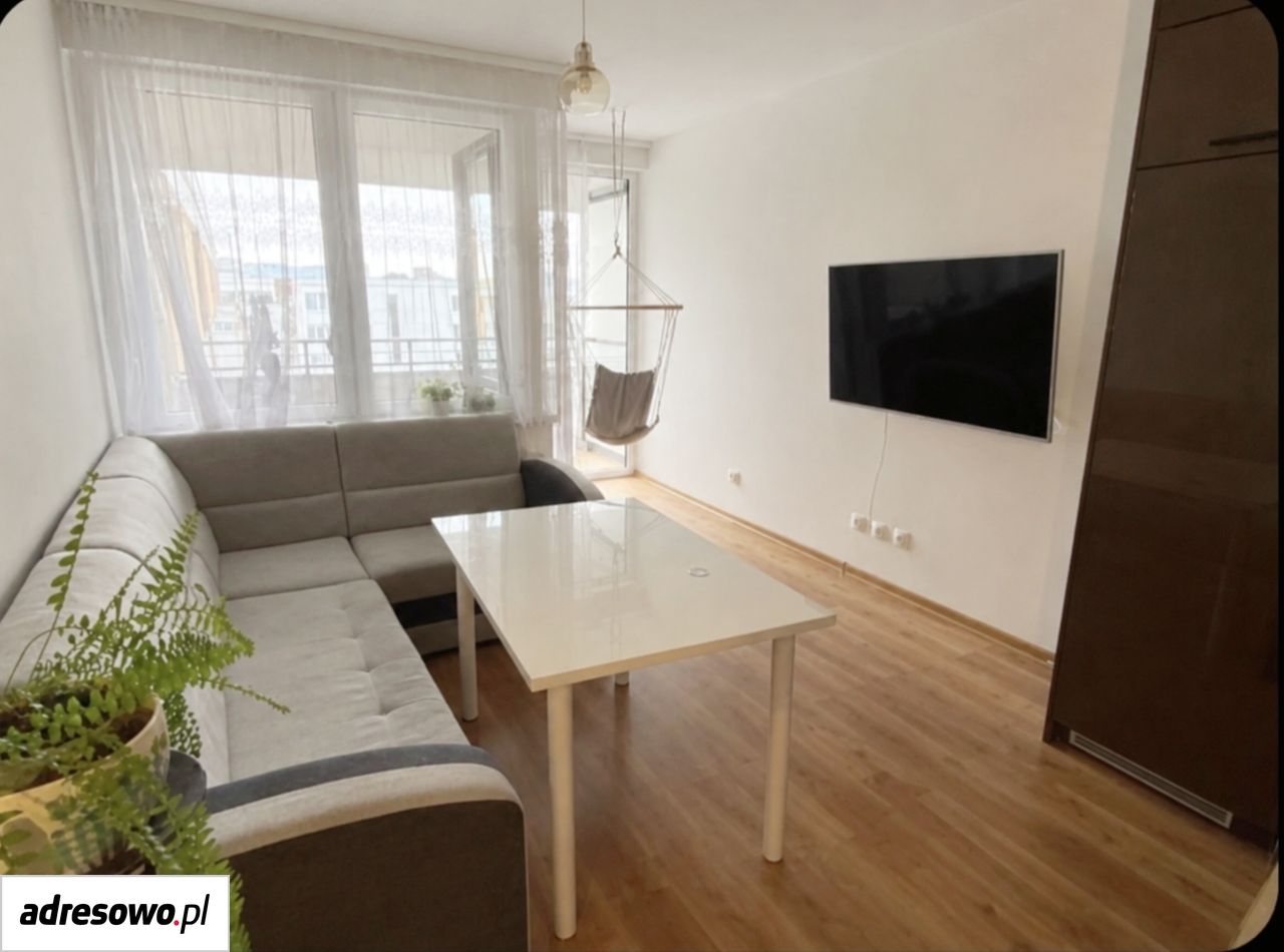 Mieszkanie 4-pokojowe Kraków Czyżyny, ul. Bolesława Orlińskiego. Zdjęcie 2