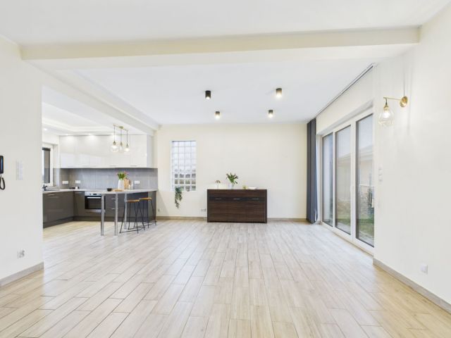 bliźniak, 4 pokoje Pruszków Żbików, ul. Żbikowska. Zdjęcie 8