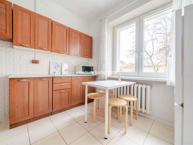 Mieszkanie 3-pokojowe Kraków Krowodrza, ul. Adama Staszczyka. Zdjęcie 2