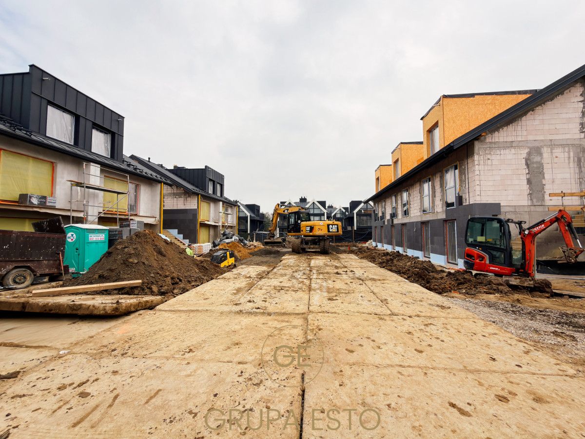 Mieszkanie 5-pokojowe Kraków Kurdwanów, ul. Cechowa. Zdjęcie 8