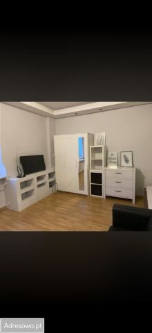 Mieszkanie 1-pokojowe Warszawa Żoliborz, ul. Adama Mickiewicza. Zdjęcie 1