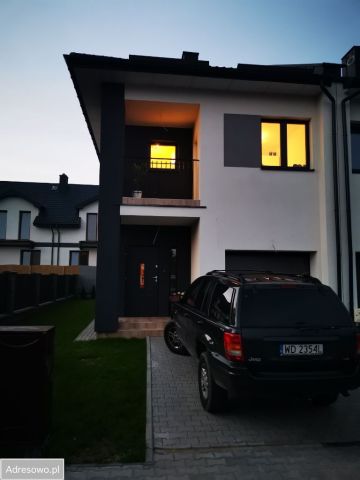 dom szeregowy, 5 pokoi Kobyłka, ul. Szeroka. Zdjęcie 1