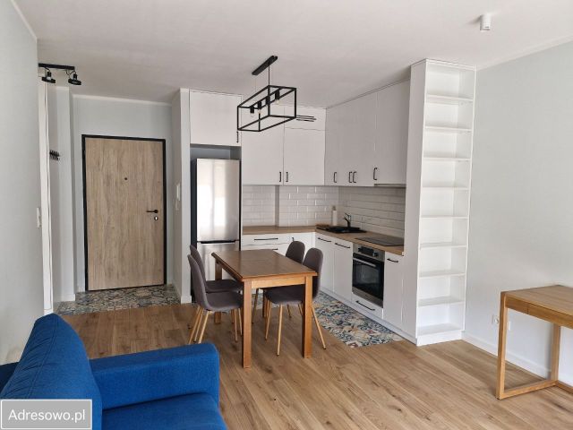 Mieszkanie 2-pokojowe Warszawa Kamionek, ul. Żupnicza. Zdjęcie 1