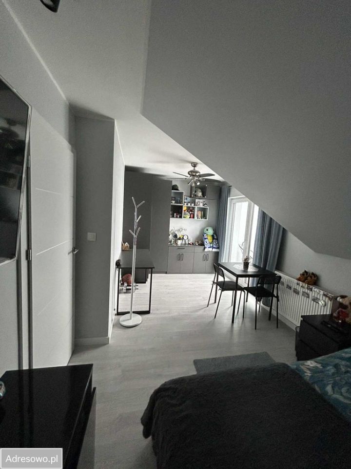 dom szeregowy, 4 pokoje Wawrów, ul. Brzozowa. Zdjęcie 3