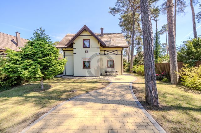 dom wolnostojący, 4 pokoje Łukęcin. Zdjęcie 1