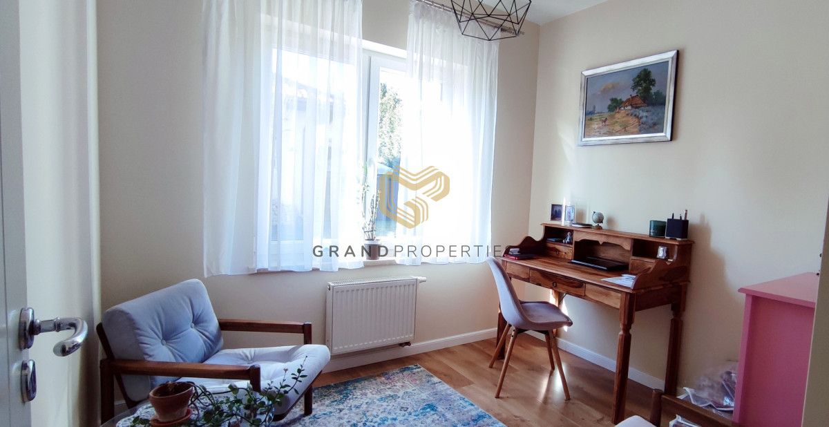 dom wolnostojący, 5 pokoi Warszawa Targówek, ul. Ostródzka. Zdjęcie 2