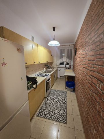 Mieszkanie 4-pokojowe Piotrków Trybunalski Śródmieście, ul. Adama Próchnika. Zdjęcie 1