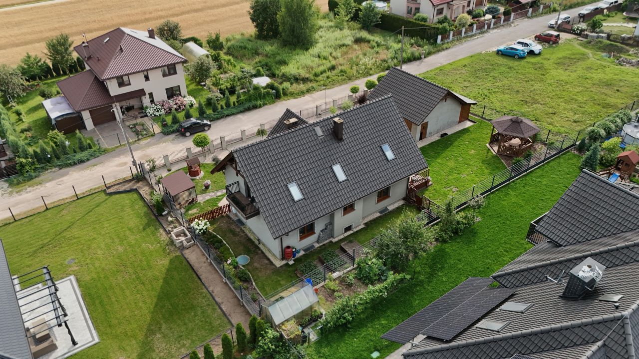 dom wolnostojący, 5 pokoi Porzecze, ul. Złota. Zdjęcie 2